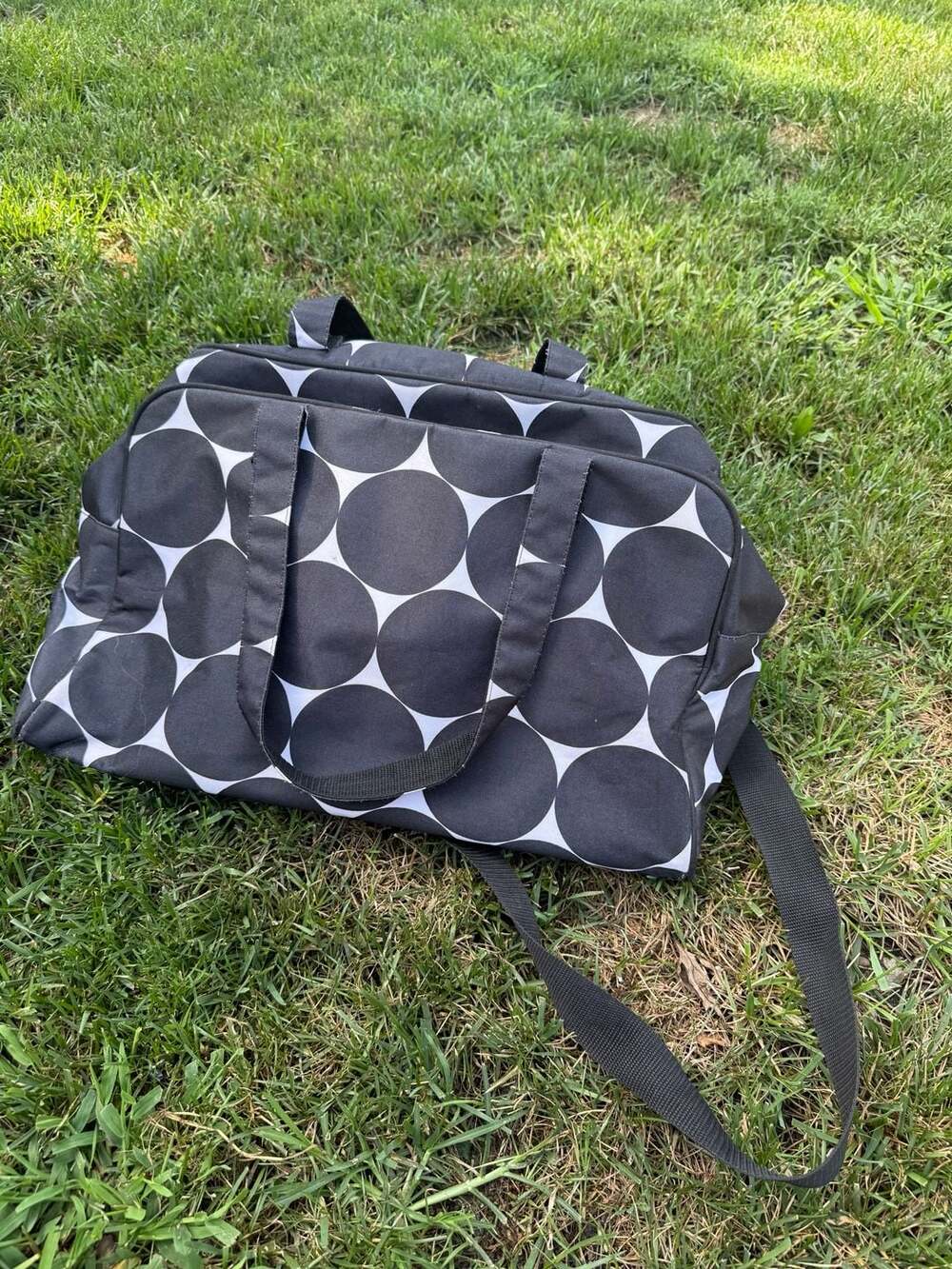 Thirty-One Gifts Organizing Utility Tote Black White Big Dot Bag